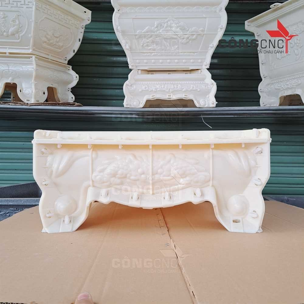 Khuôn chậu vuông 70 đa năng