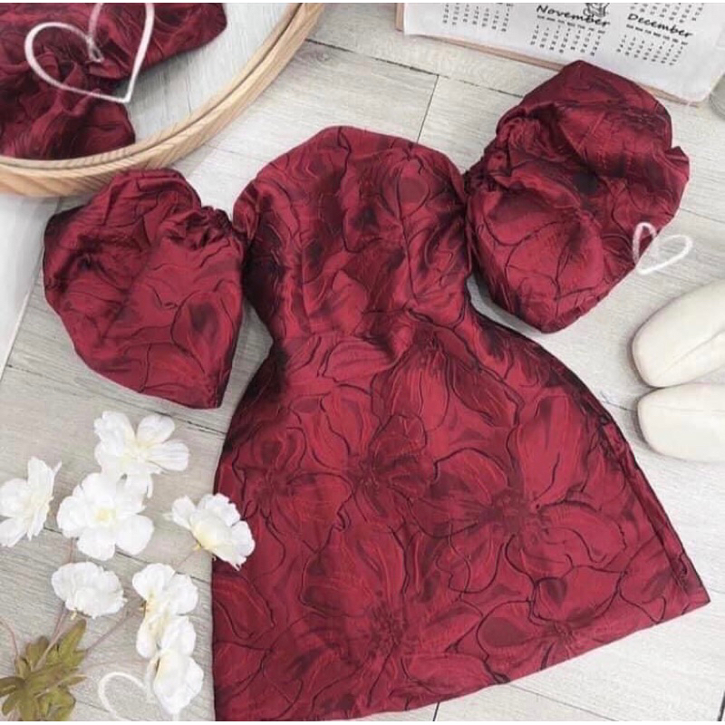 bên e chuyên sỉ và lẻ đầm váy thiết kế cao cấp chuẩn đẹp. cảm ơn khách hàng đã tin tưởng và ủng hộ shop