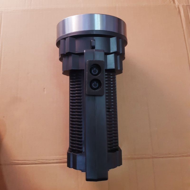 Đèn Pin Xách Tay Siêu Sáng Chiếu Xa FA-2650