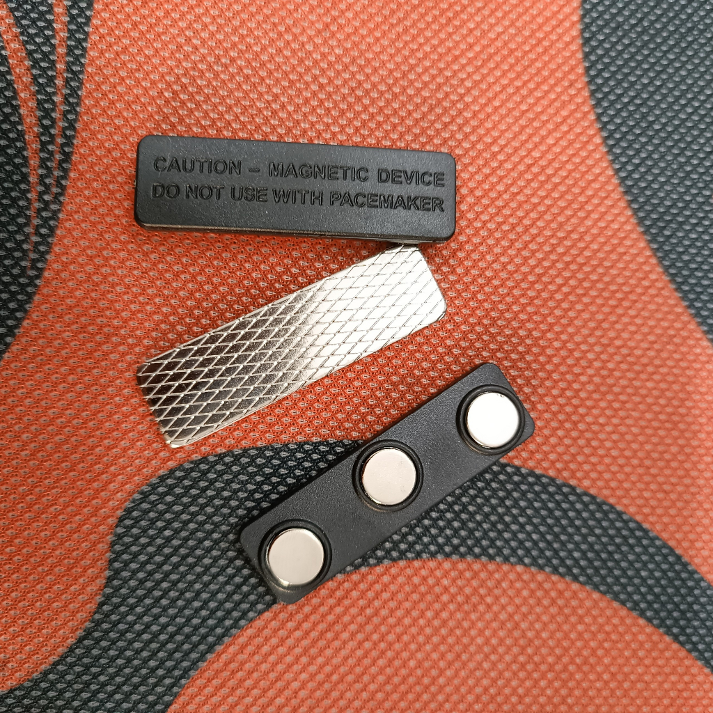 Nam Châm Cài Áo 3  Nút,Nam Châm Gắn Biển Tên Nhân Viên