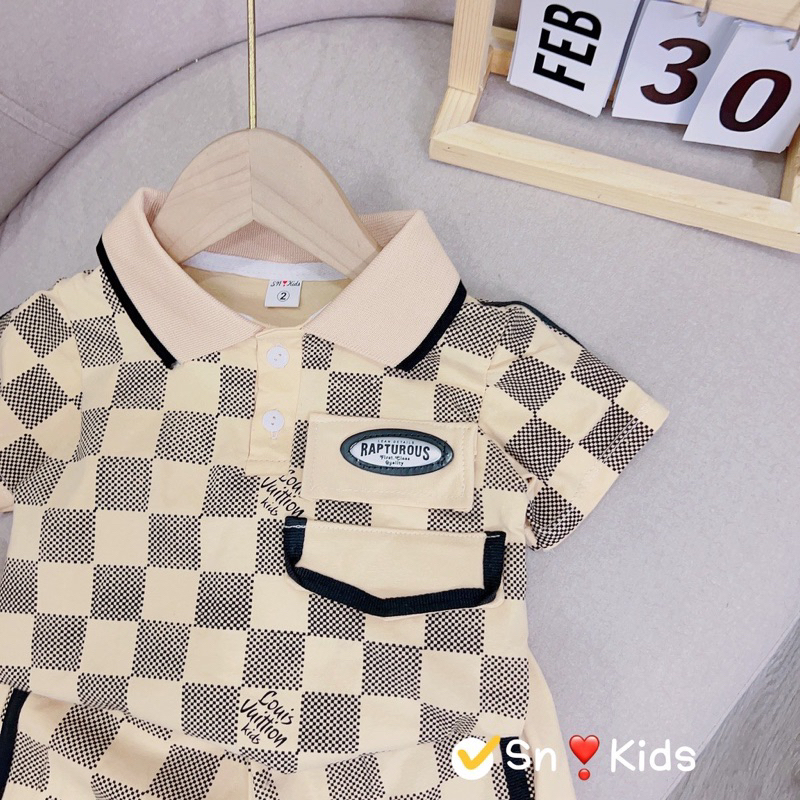 Set ô vuông L.V màu kem bé trai