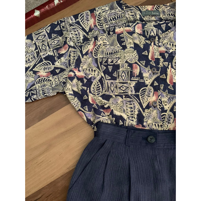 Áo sơmi cổ tròn, họa tiết vin, hàng si Nhật