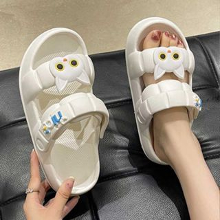 Dép Sandal Nữ Bánh Mì Độn Đế 3cm Dép 2 Quai Đính Sticker