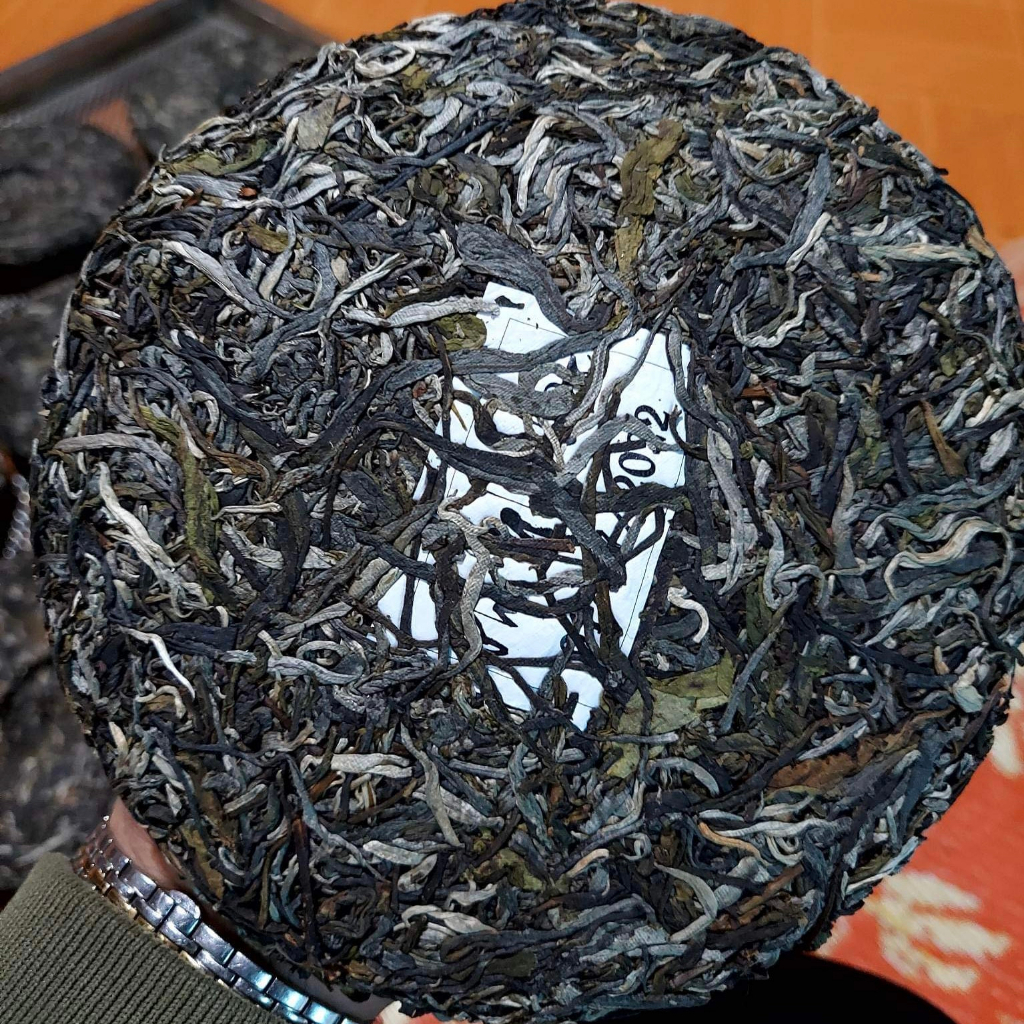Bánh phổ nhĩ sống sản xuất năm 2022 - 357 gram