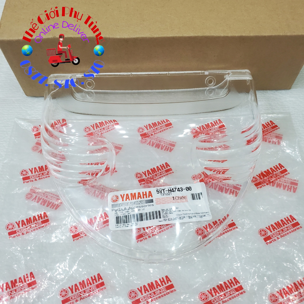 Mica - Nắp chụp đèn hậu Jupiter V zin Yamaha VN - 5VT-H4743-00