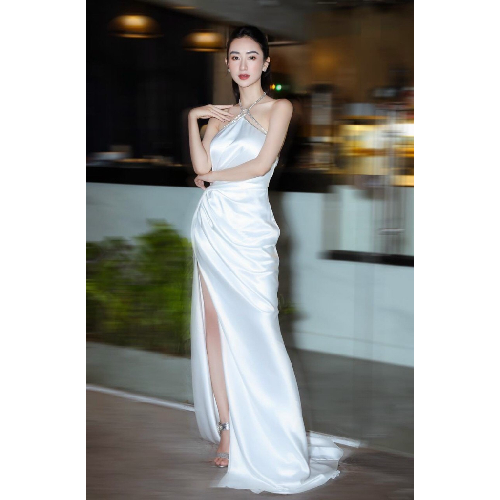 Đầm dạ hội cổ yếm đính dây phale xẻ đùi