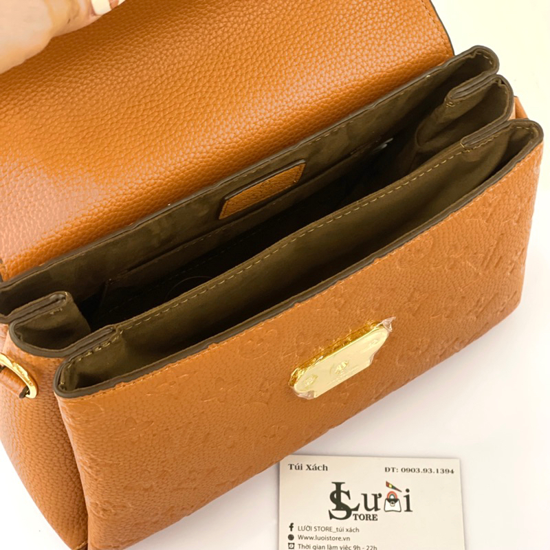 Túi xách LV dự tiệc