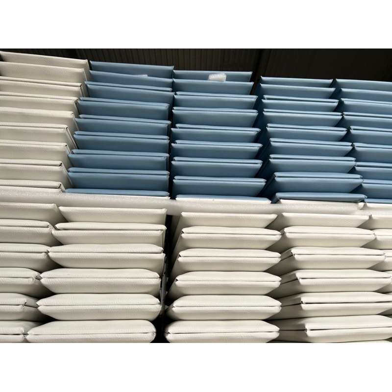 Tấm ốp bọc da trang trí phòng vui chơi tránh va đập cho bé