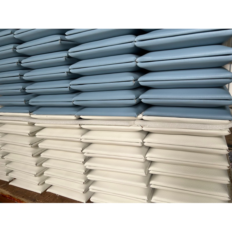 Tấm ốp bọc da trang trí phòng vui chơi tránh va đập cho bé