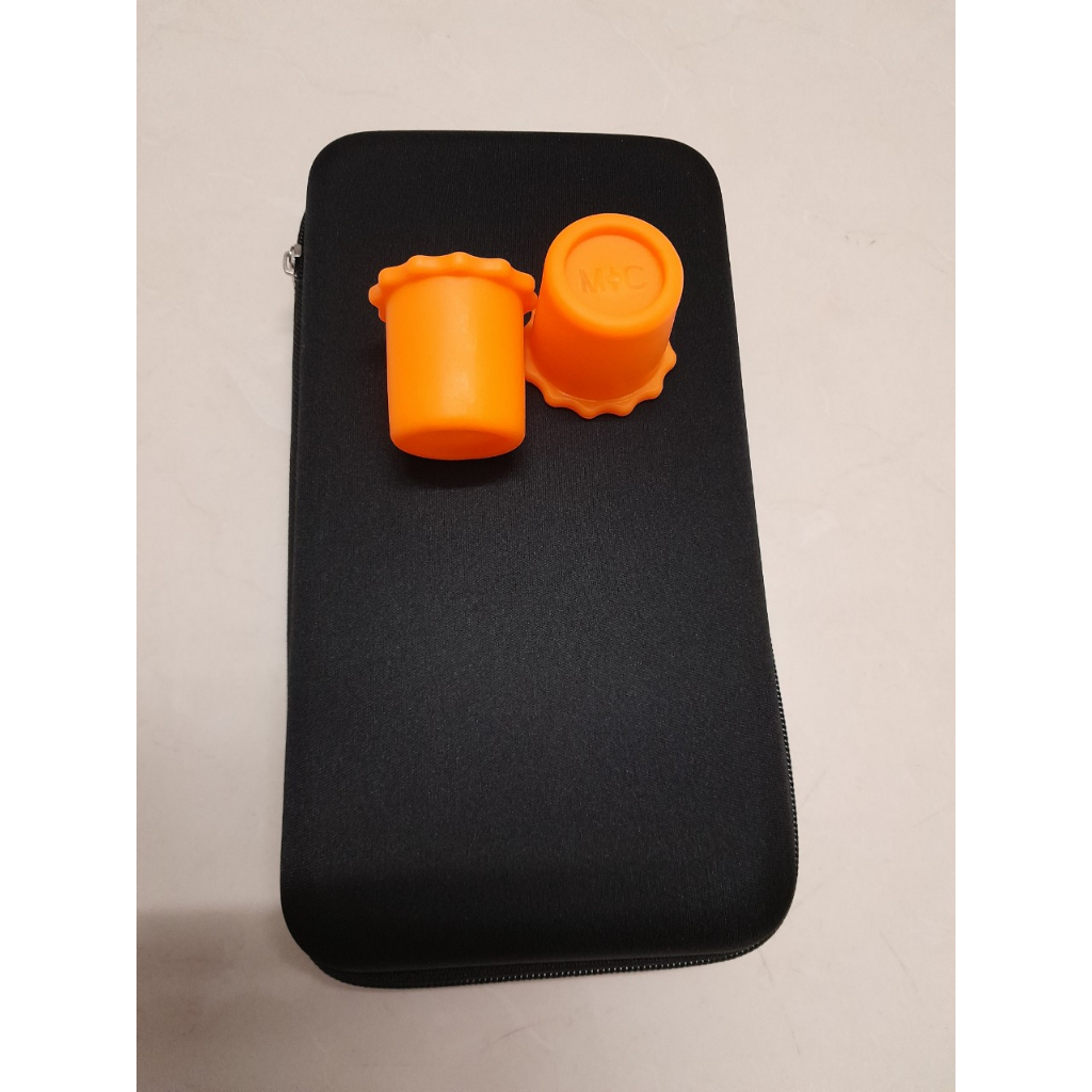 Hộp đựng micro không dây