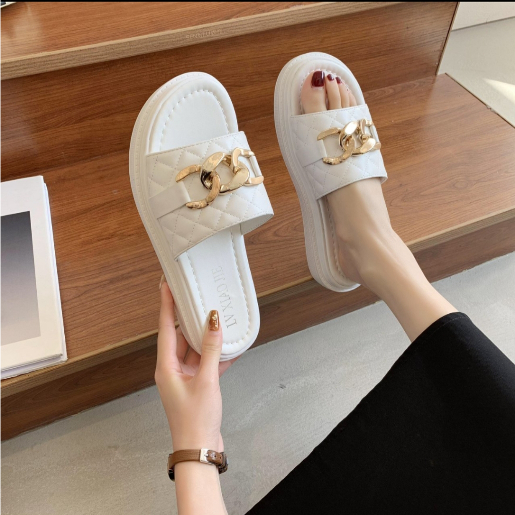 Dép Nữ Quai Ngang Đế Bánh Mì Cao Siêu Nhẹ Êm Chân Da Ô Mềm Xích To Sang Chảnh