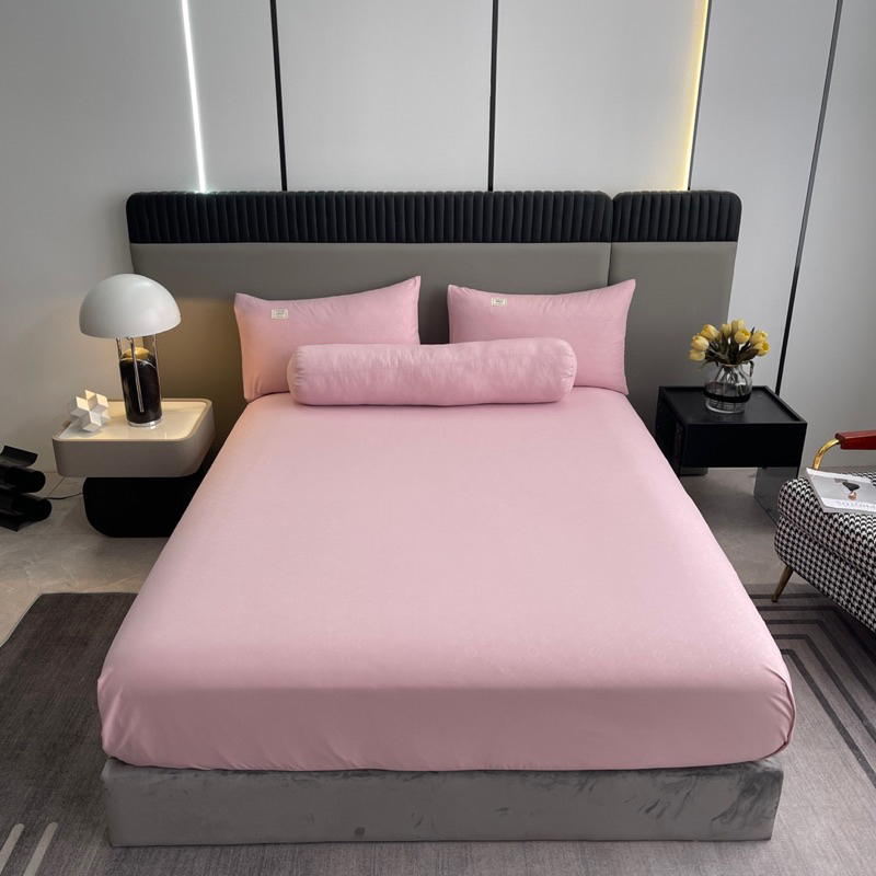 Bộ ga gối cotton tici 3 món vân chìm họa tiết LV sẵn tại SHOP QUỐC BẢO