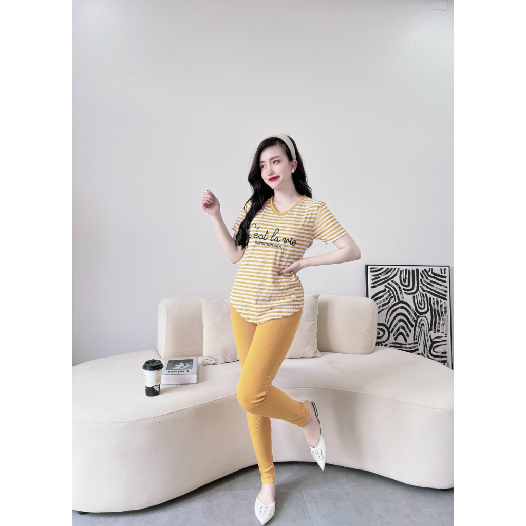 Set Thun Gân Cổ Tim Nhỏ - Áo Phối Sọc Đơn Giản - Logo Thêu - SP Y Hình