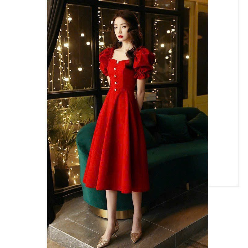 Đầm xòe tay ngắn đính nút dọc GuFashion