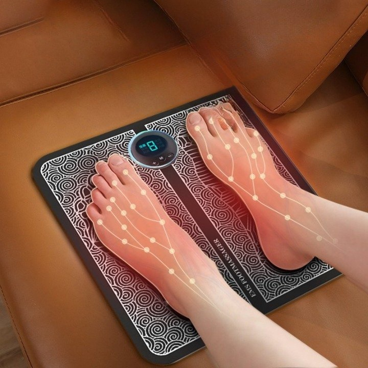 Thảm massage chân EMS cao cấp có màn hình hiển thị giúp lưu thông khí huyết, máy massage bàn chân giảm đau mỏi chân