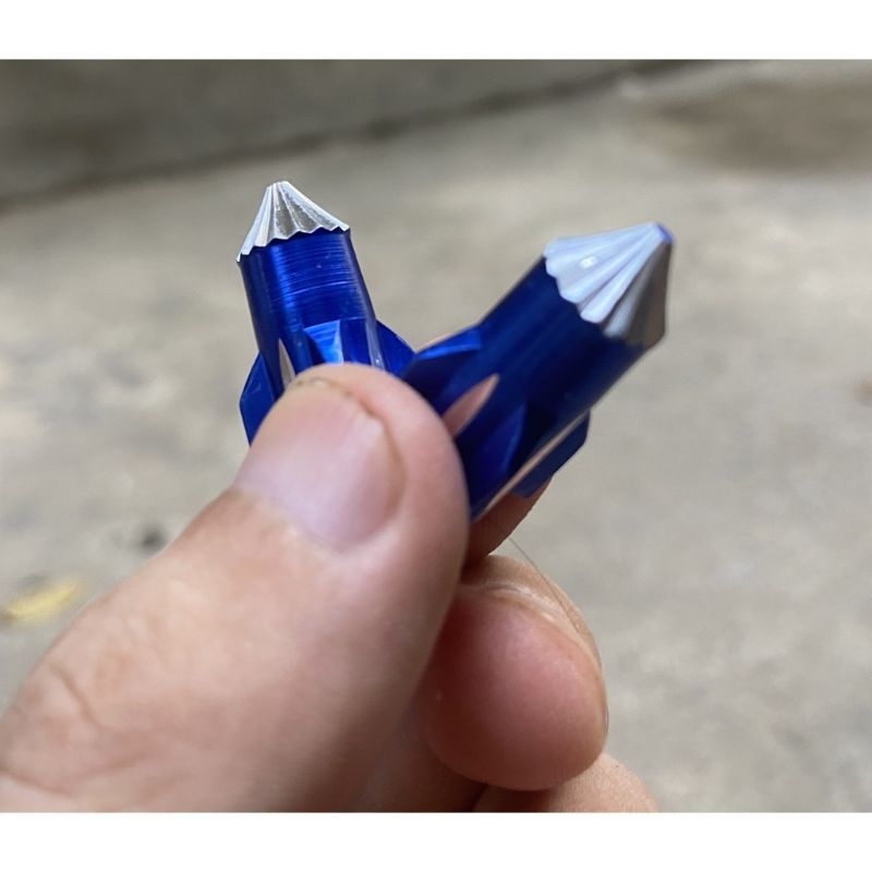 Ốc lắp chân van xe máy hình tên lửa