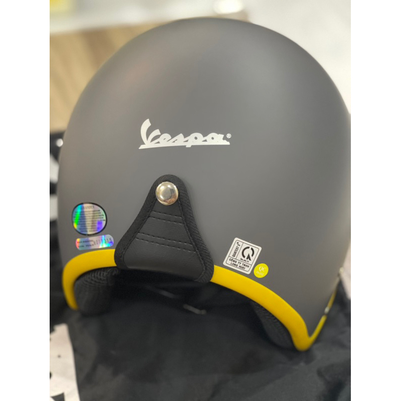 Nón bảo hiểm 3/4 Piaggio Vespa chính hãng hàng cao cấp.