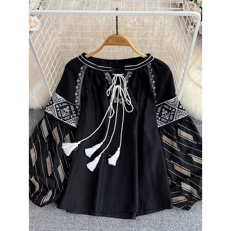 Áo Boho thêu dây tua rua