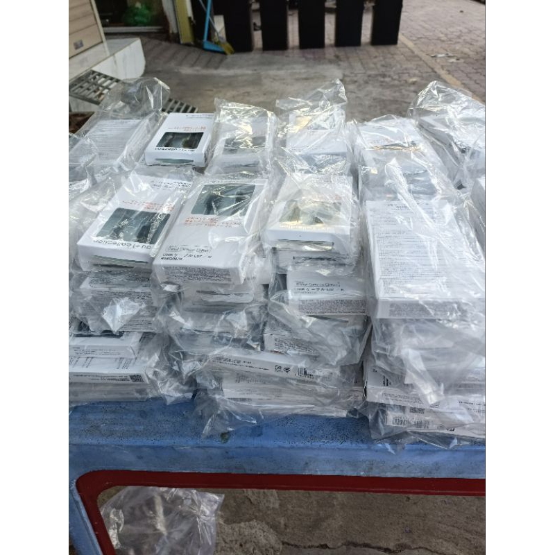 Cáp chính hãng nhật AU sạc quả táo khuyết hàng nguyên seal nguyên box sạc chuẩn