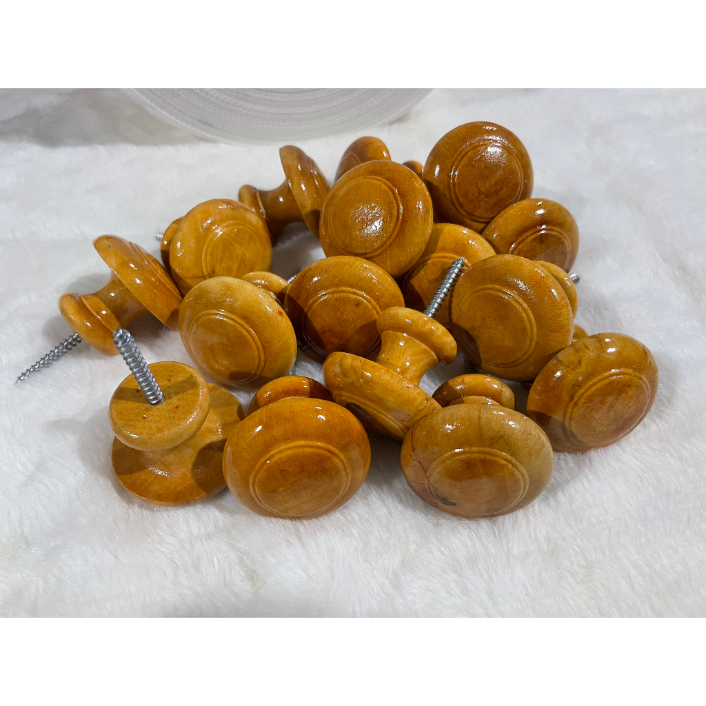 Núm vén rèm bằng gỗ, móc gỗ treo tường , móc treo đồ