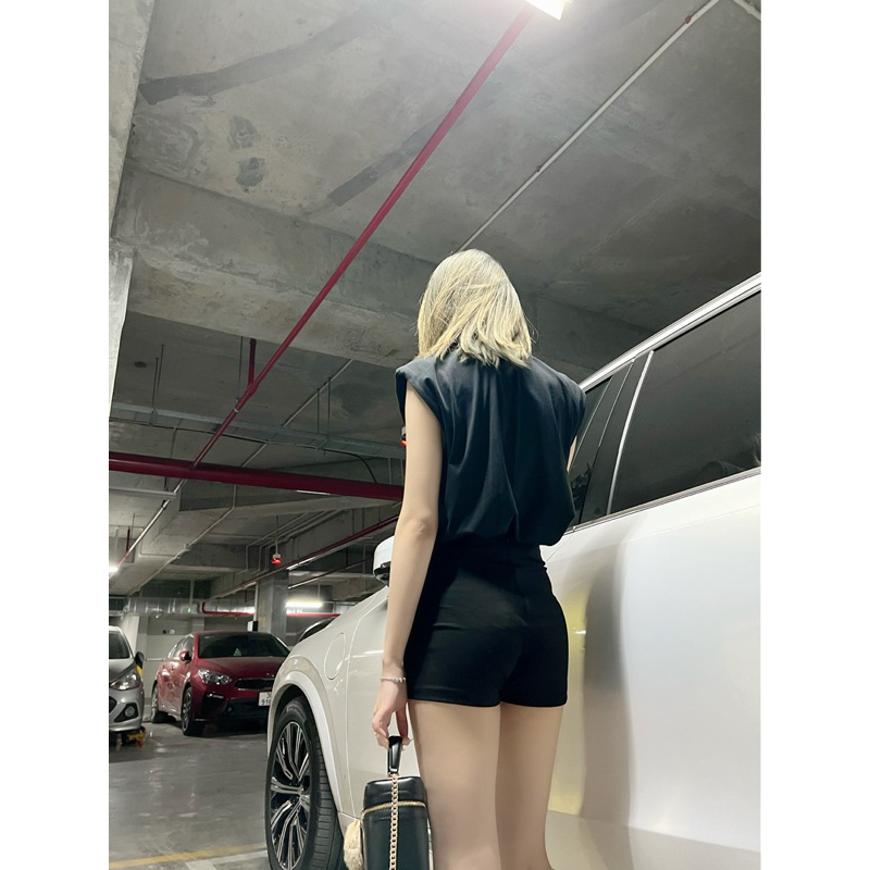 Quần body pass có sz s nha