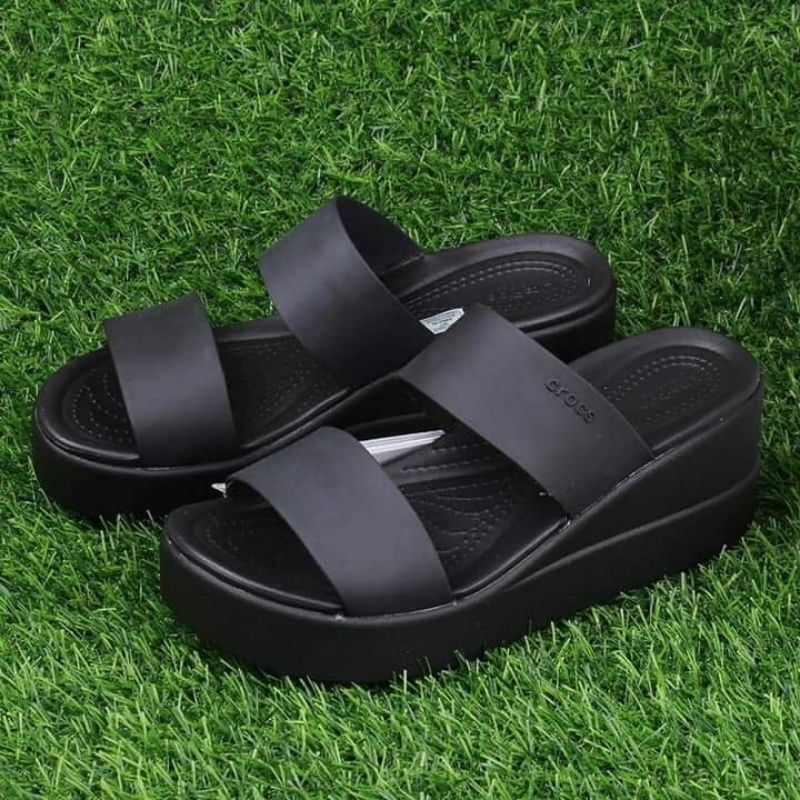 Dép xuống quai ngang Croc.s  Blooklyn 5p cho nữ.