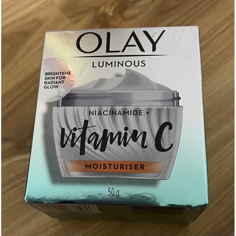 Kem Olay Luminous Niacinamide + Vitamin C Moisturiser 50g