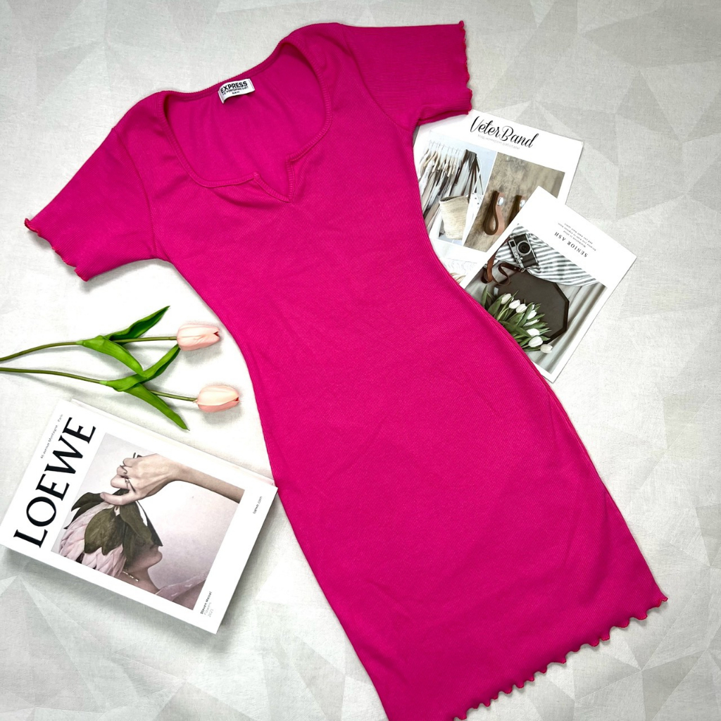 Đầm Body Ngắn Chân Váy Cuốn Biên Cổ Khoét Hình Chuông Nhỏ Đáng Yêu Freesize -D39