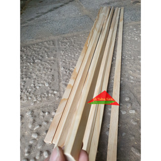 Thanh gỗ thông rộng 2cm x dày 1cm x dài 1m2-1m-80cm đã bào láng 4 mặt dùng làm nẹp,khung viền,đóng kệ,trang trí nhà