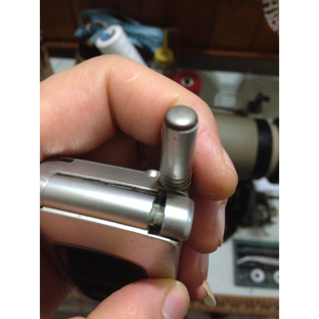 Xác V-FONE cơ gập hơi nứt, không sạc tét, không rõ tình trạng