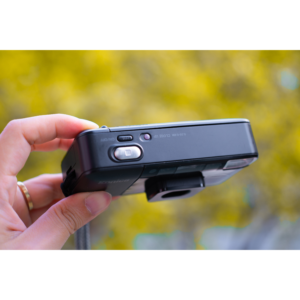 Konica Big Mini 35mm f3.5 màu đen lỗi