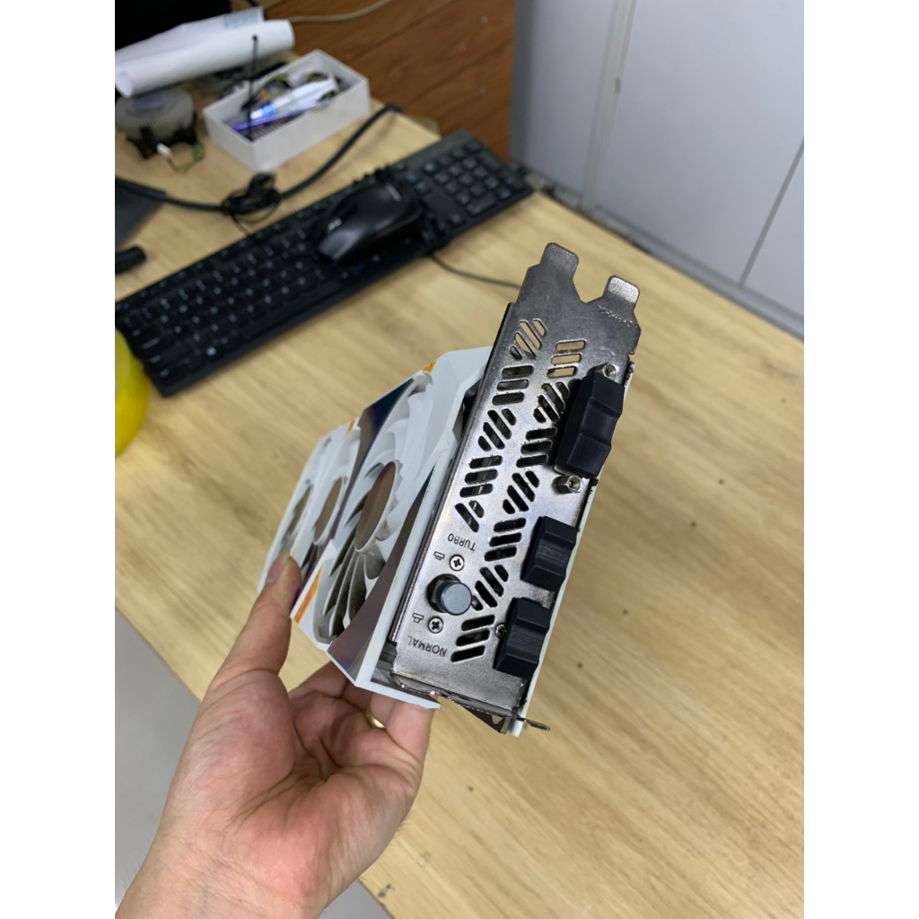 VGA Colorful iGame RTX 2060 Ultra W OC 12GB-V