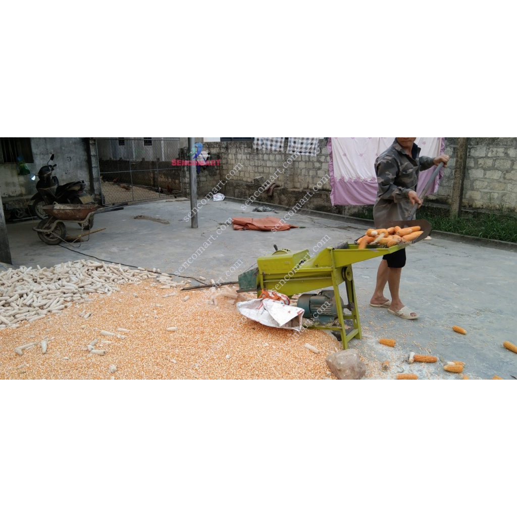 Máy tách hạt ngô mini gia đình loại nạp được nhiều bắp trong 1 lần