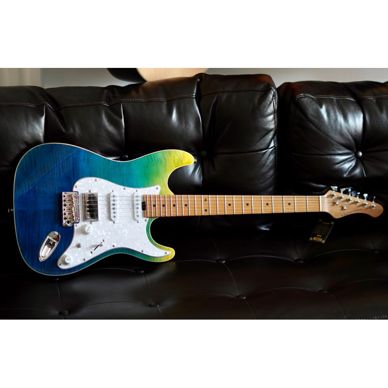 Guitar điện Sqoe SEIB900 có 3 màu