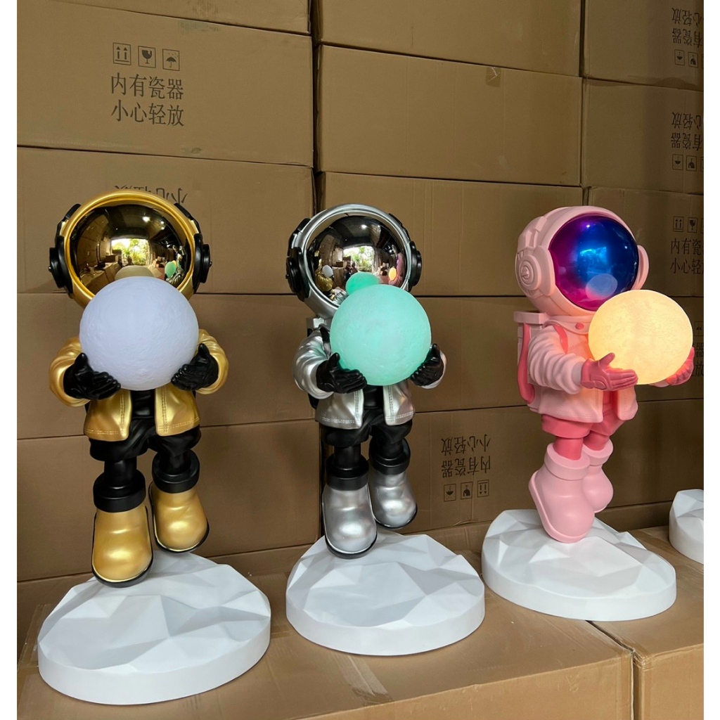 BearBrick-Mô hình,Tượng phi hành gia có loa bluetooth và đèn sạc nhiều màu-decor nhà cửa,quán ba,quà tặng rẻ đẹp hot hit