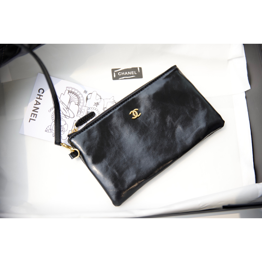 Túi chan hobo s22 sp fullbox nam châm nguyên seal,bill,thẻ hoá đơn & hoa trà size 30cm kèm ảnh thật tự chụp