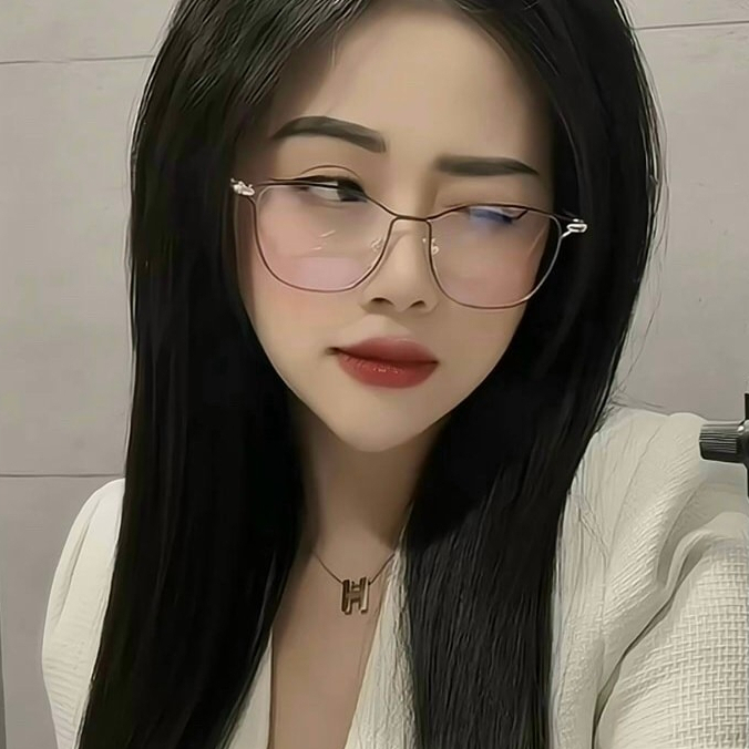 Gọng Kính Nữ Dáng Cánh Tiên