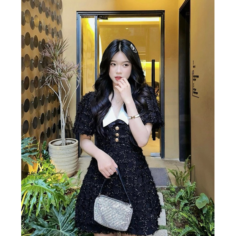 Váy tweed kẻ ô lông kim tuyến đen liền cổ V (hàng loại 1)