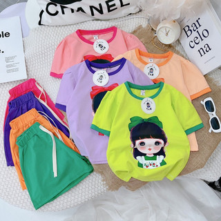 Bộ cô gái mắt ướt bé gái