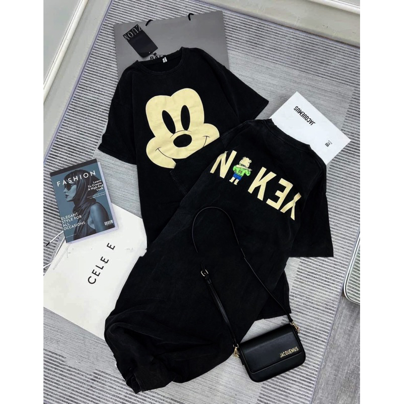 Đầm suông dáng dài cổ tròn in hình micky 1988 freesize dáng dài - Đầm ngủ thun co dãn from rộng mặt micky ( không túi)