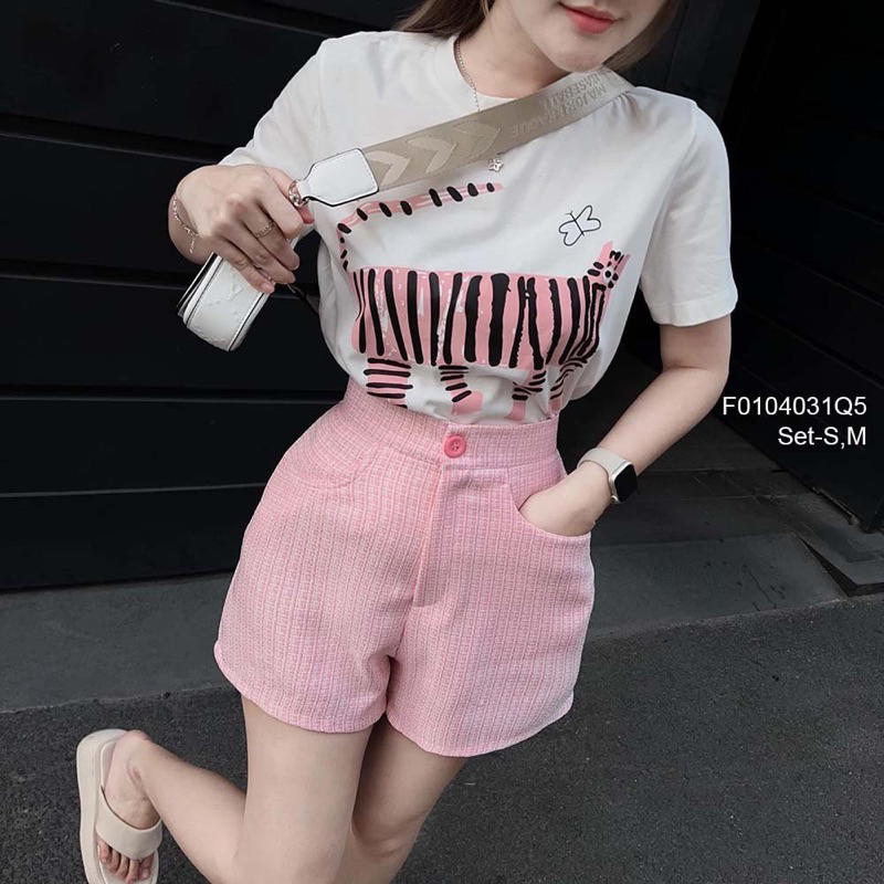 Set áo thun in hình mèo tay con phối quần short dạ hồng hàng QC tôn dáng transtore