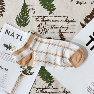 Vớ Cotton vintage lửng ren