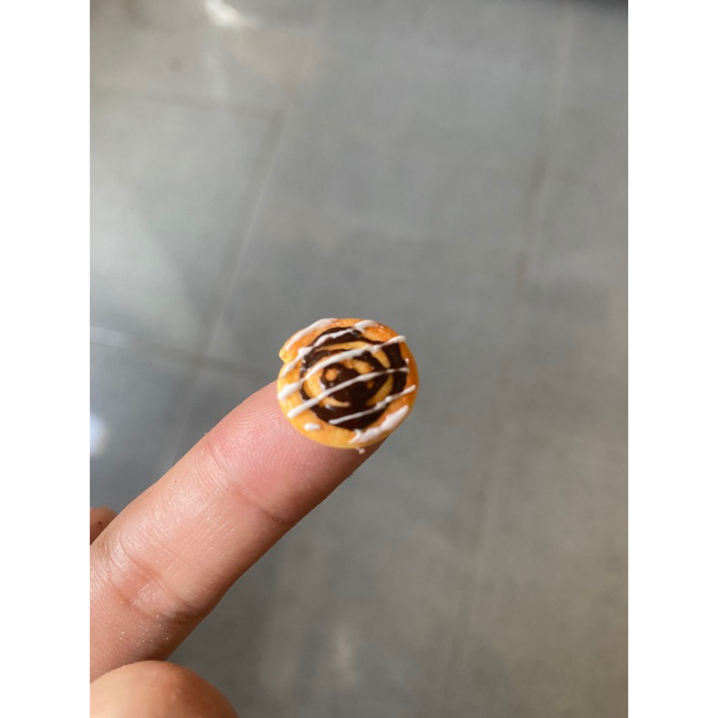 Mô hình bánh mini bằng đất sét