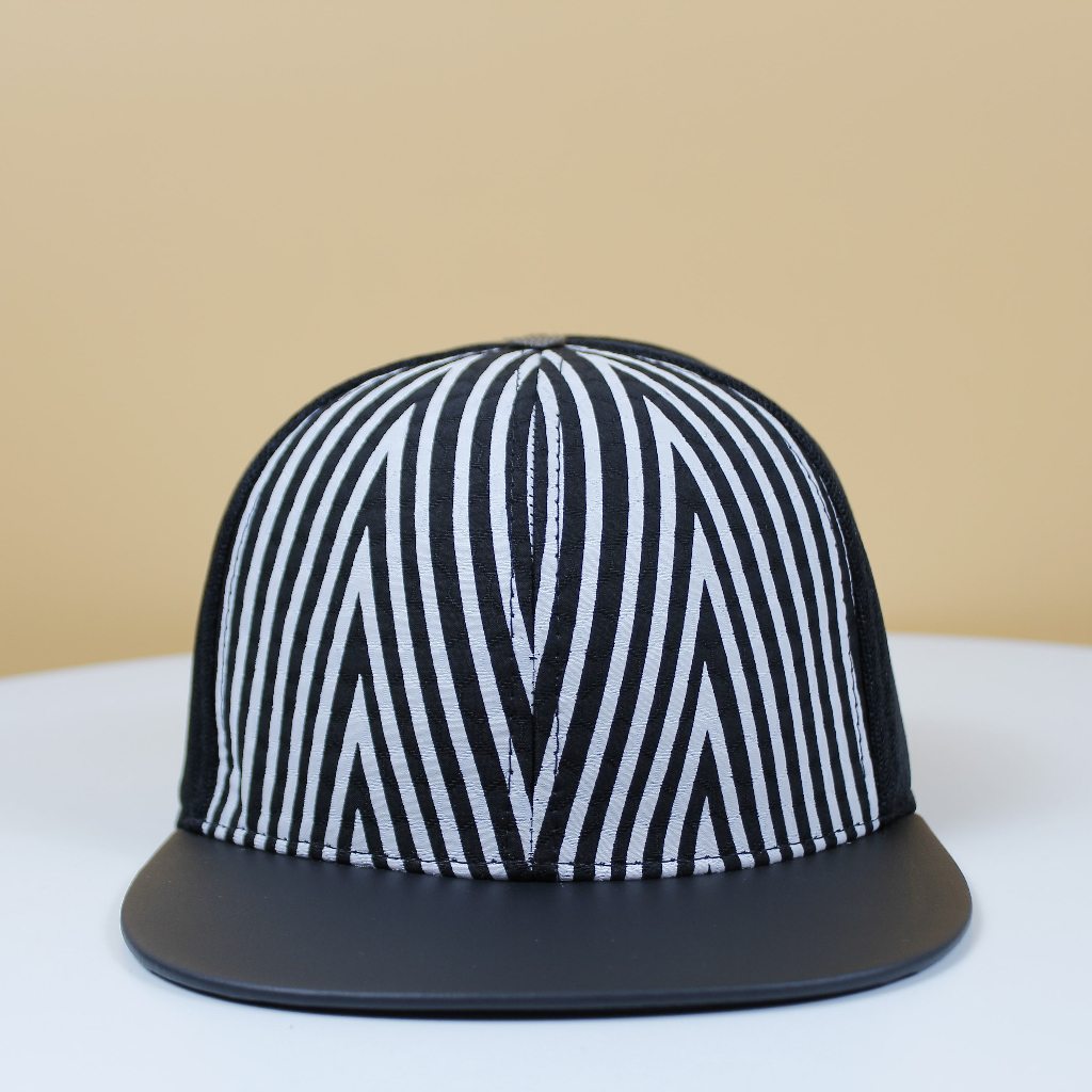 Mũ Nón Snapback Họa Tiết Caro Sọc Trắng Kết Da Khóa BấmNón HipHop Phong Cách Thời Trang Nam Nữ