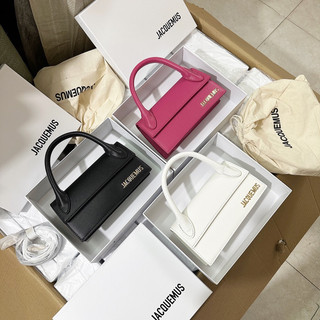 Túi JACQUEMUS về lại