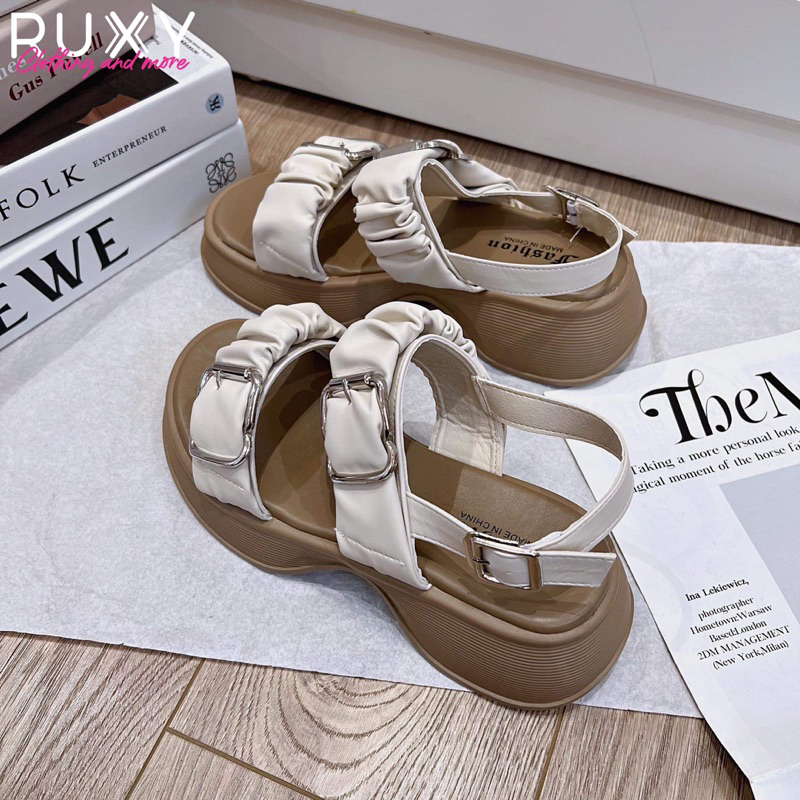 Xăng Đan Nữ 2 Quai Dúm Đai Sắt Đế Cao Su Ruxy  GD1