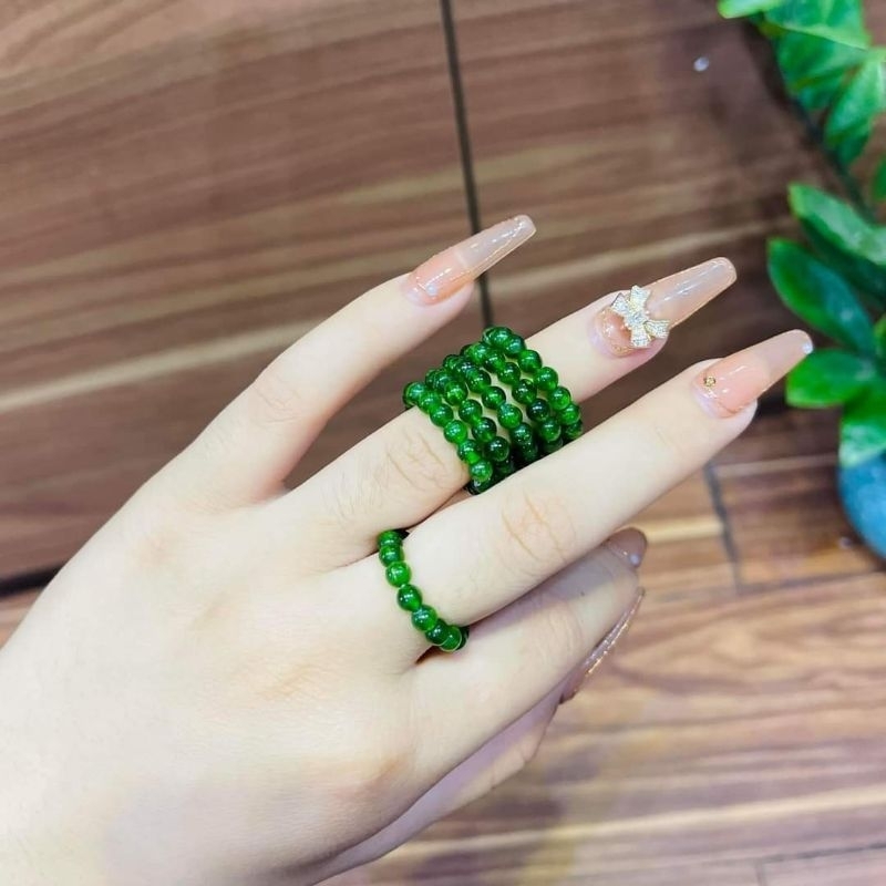 Nhẫn diopside phong thủy mệnh mộc hỏa