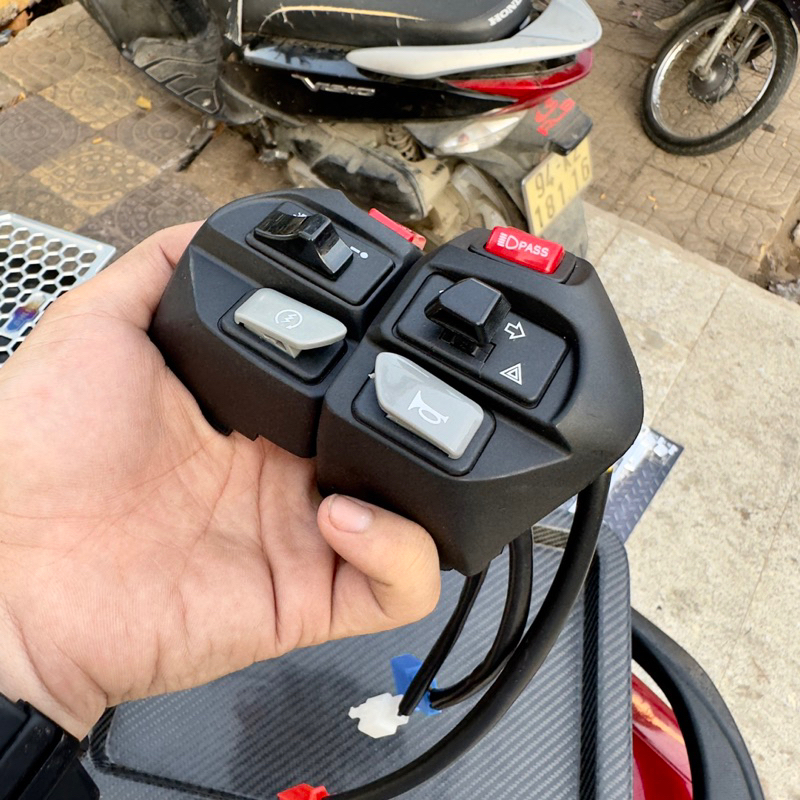 Cùm NVX Nút Đỏ Đã Mod Jack Ex135