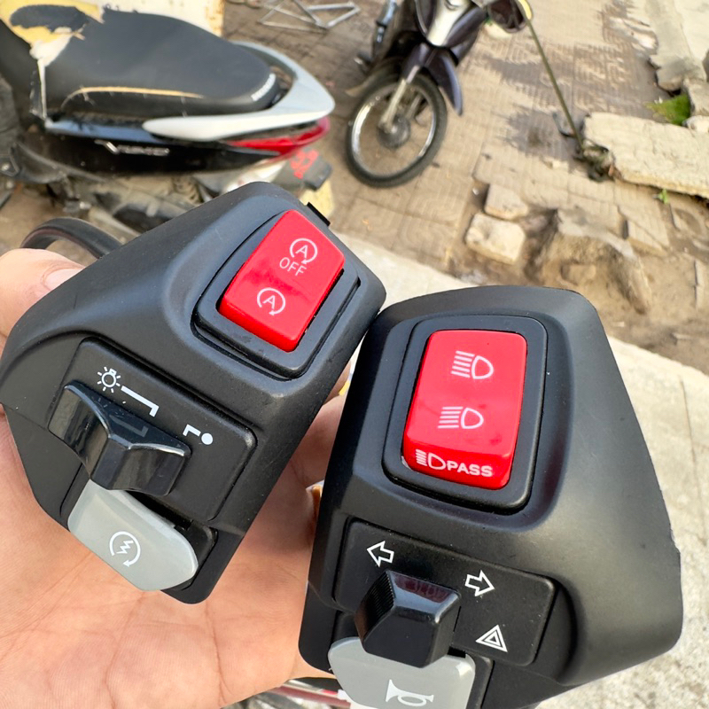 Cùm NVX Nút Đỏ Đã Mod Jack Ex135