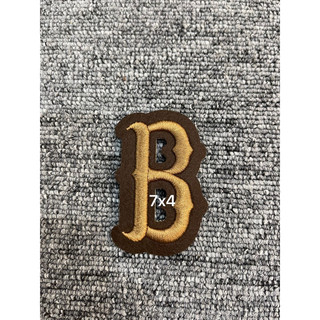 sticker thêu là ủi chữ b